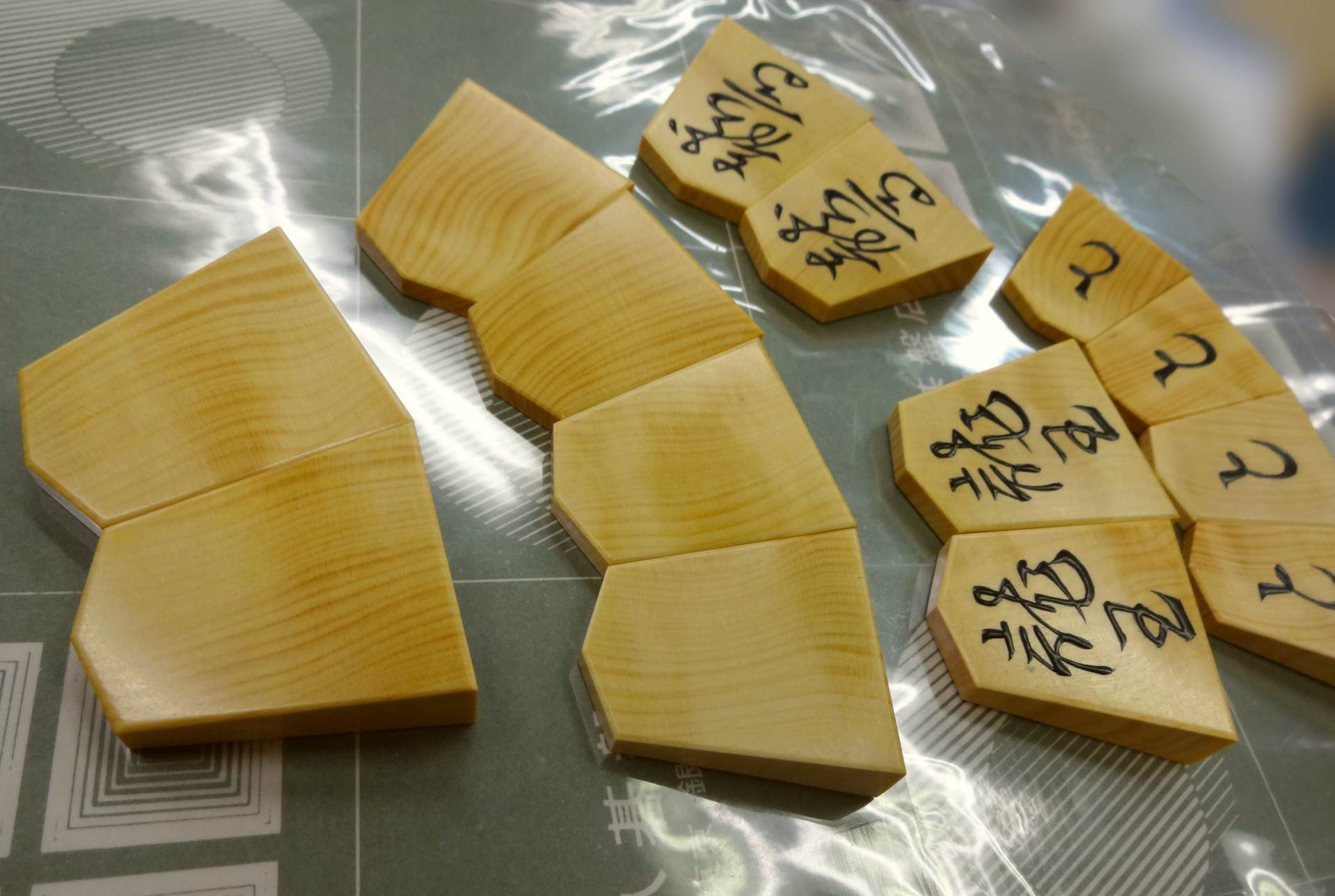 Shogi pieces craftsman Fugetsu made Luxury Shogi pieces *with