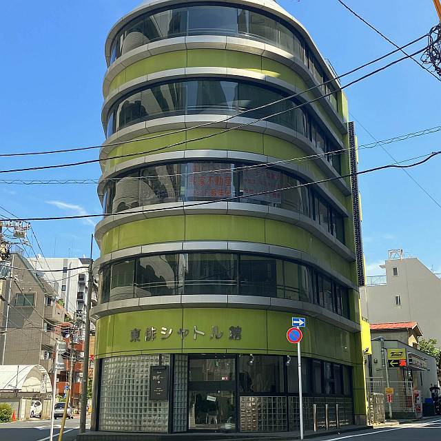 因重建而临时开店